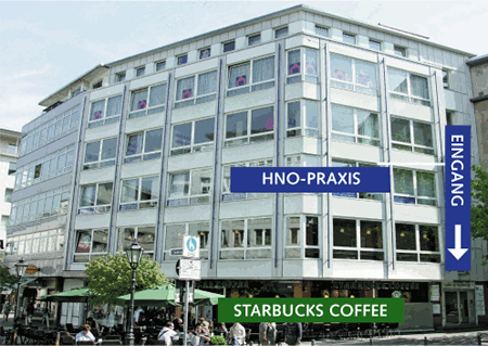 Praxisgebäude am Theaterplatz, Eingang neben Starbucks Coffee